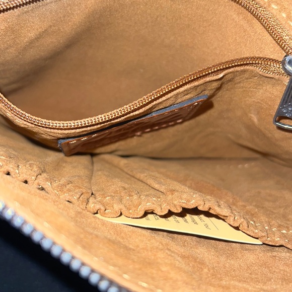 NWT Patricia Nash Cassini Tooled Leather Wristlet Clutch Hand bag Oxblood 6 - Picture 6 of 9